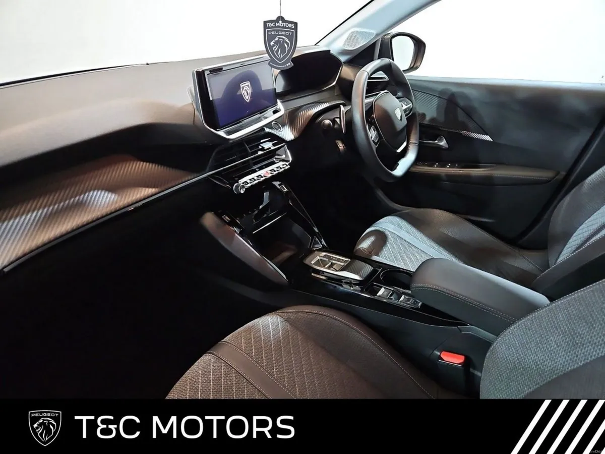 Peugeot 208 Hybrid Allure Model - Front & Rear Cam - Image 4