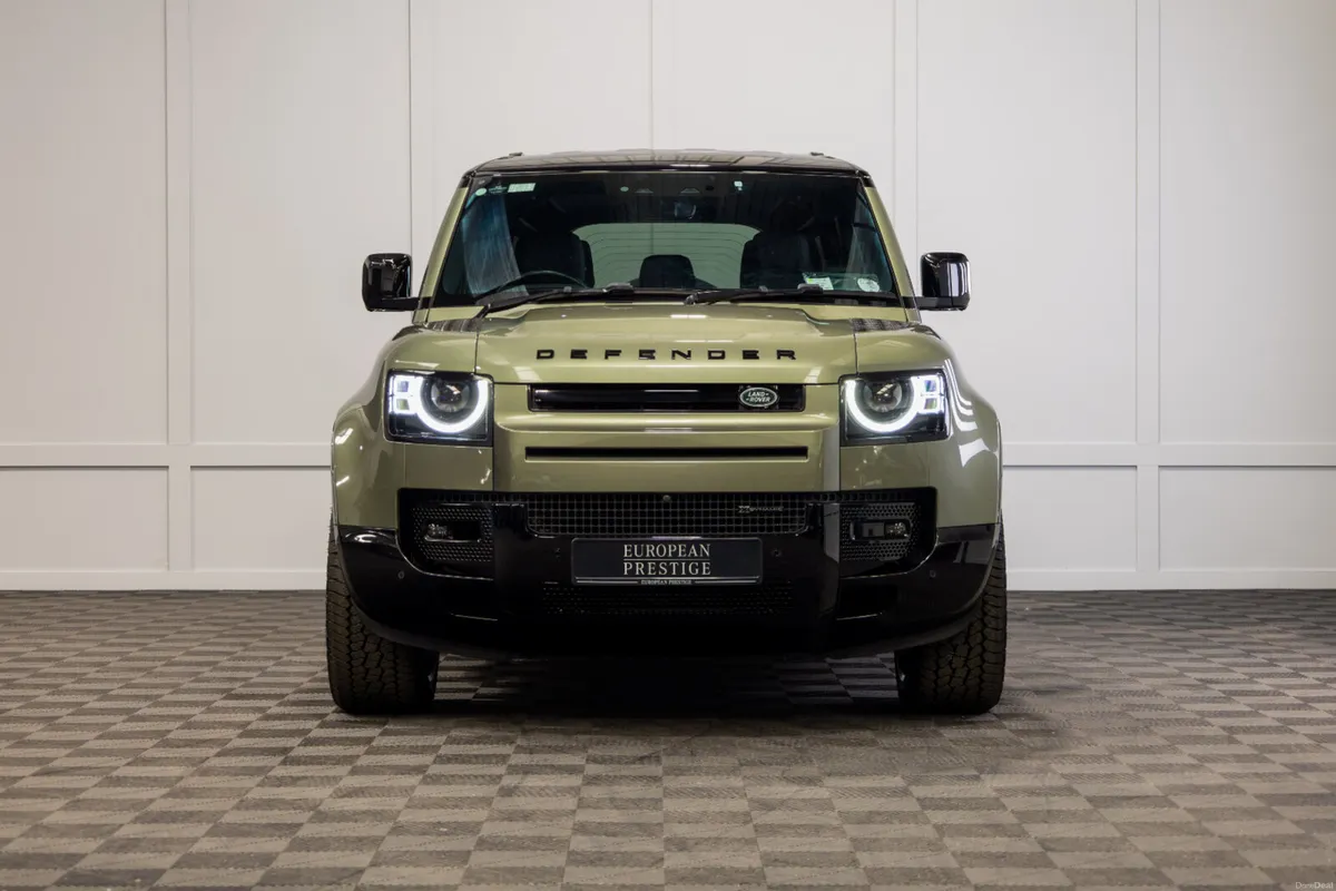 2022 Land Rover Defender 110 P400e X-Dynamic SE - Image 2