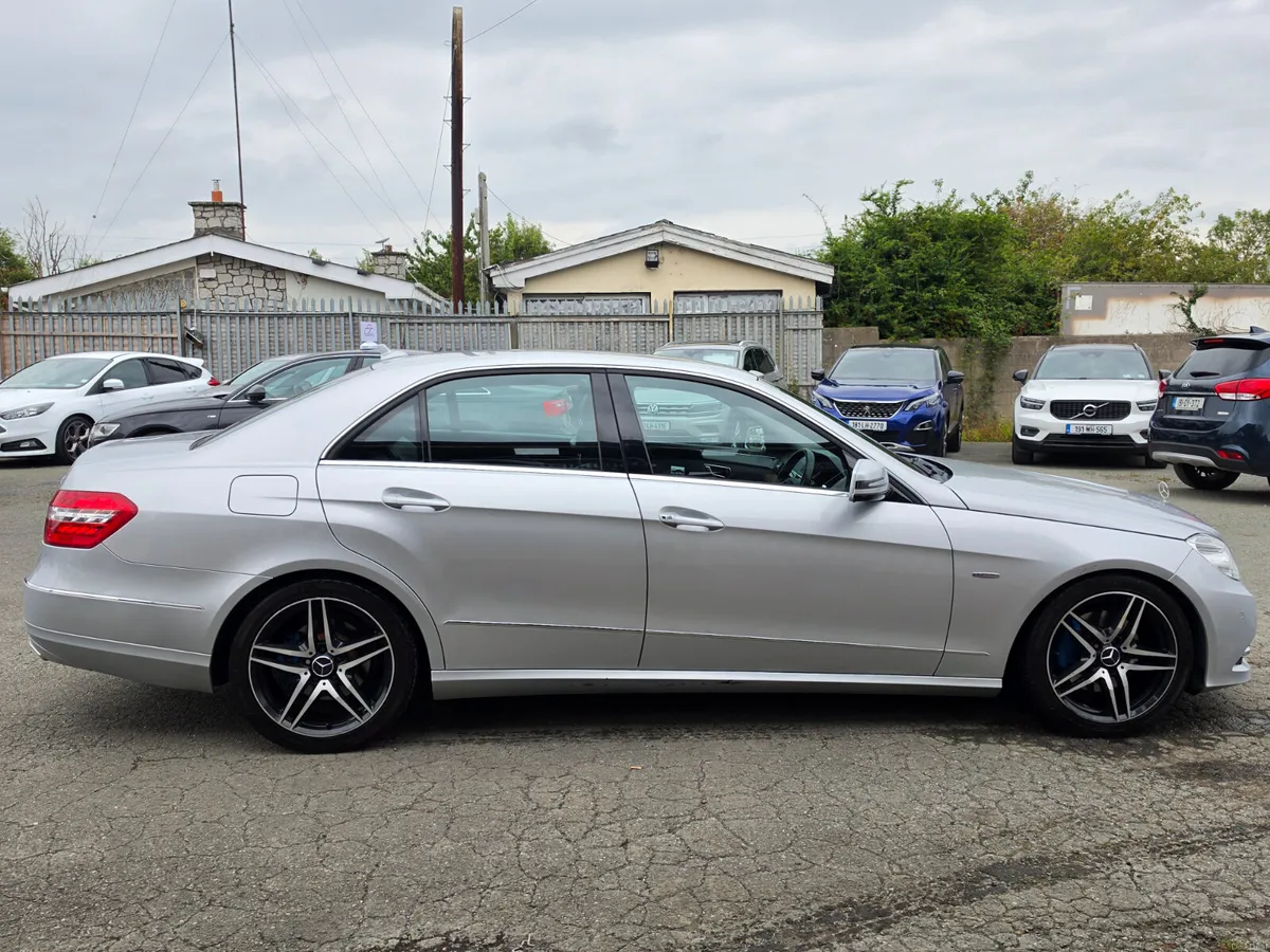 12 MERCEDES BENZ E250Cdi *AUTO*CLEAN* - Image 4