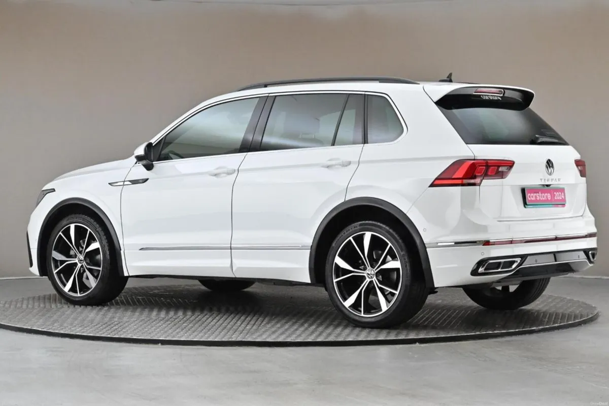 Volkswagen Tiguan 2.0 TDI 6SPD 150HP R-LINE - Image 6