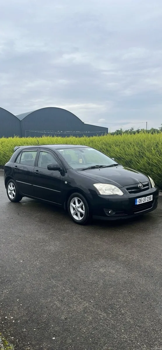 RARE sunlid Toyota Corolla - Image 1