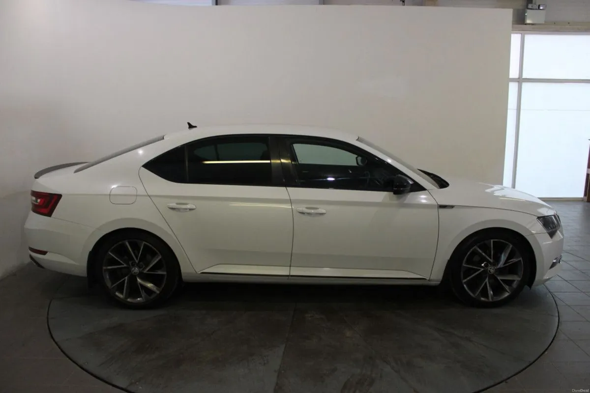 Skoda Superb 2.0 TDI 150bhp DSG Ambition - TENDER - Image 2