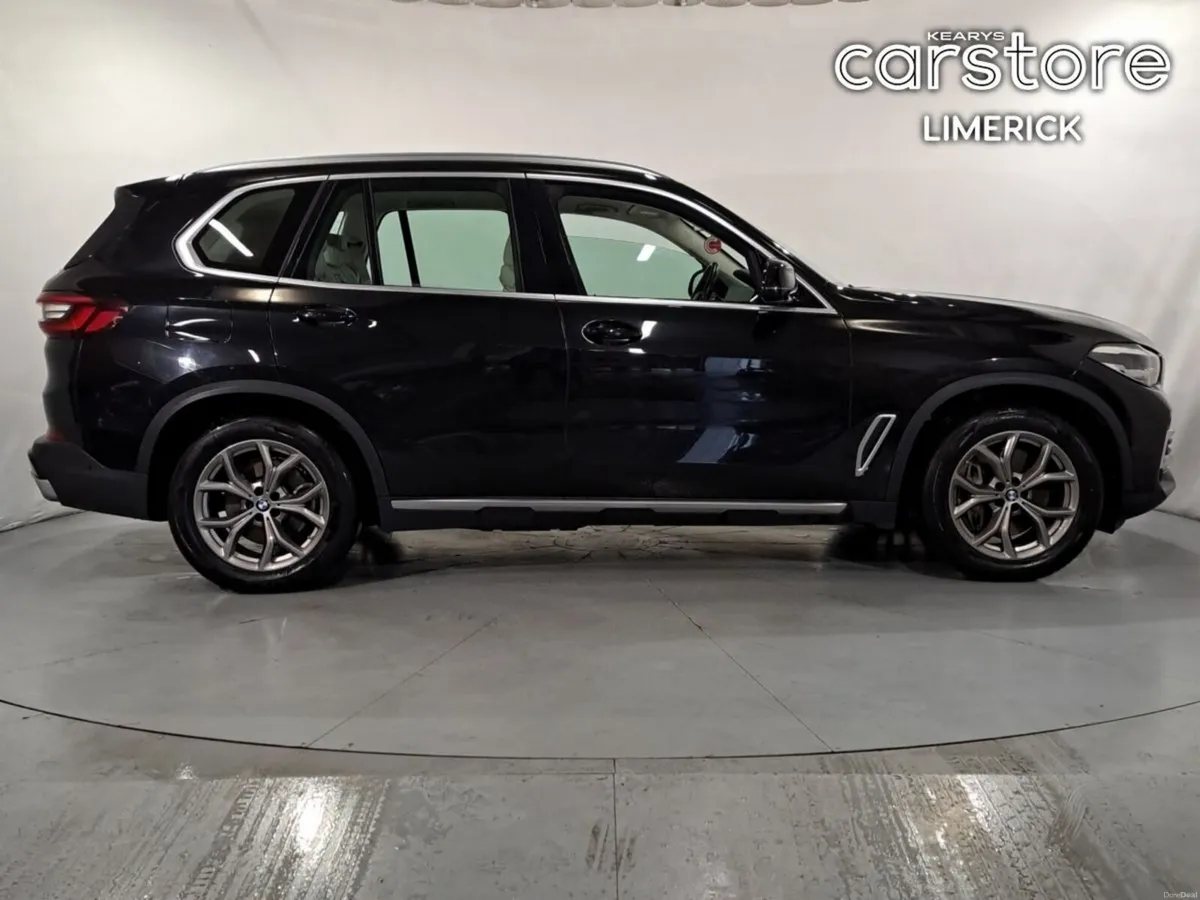 BMW X5 xDrive45e xLine - Image 2