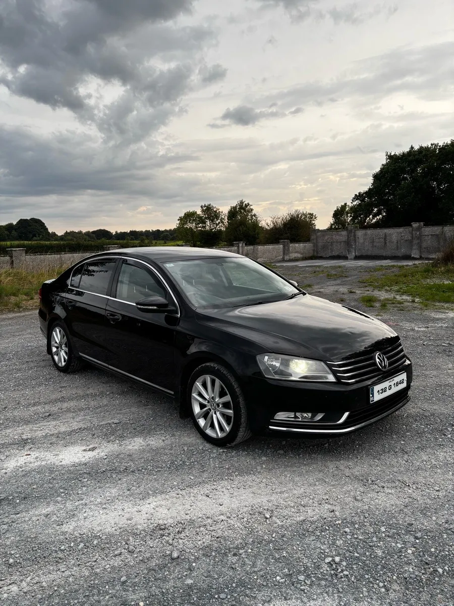Volkswagen Passat 2.0 - Image 1