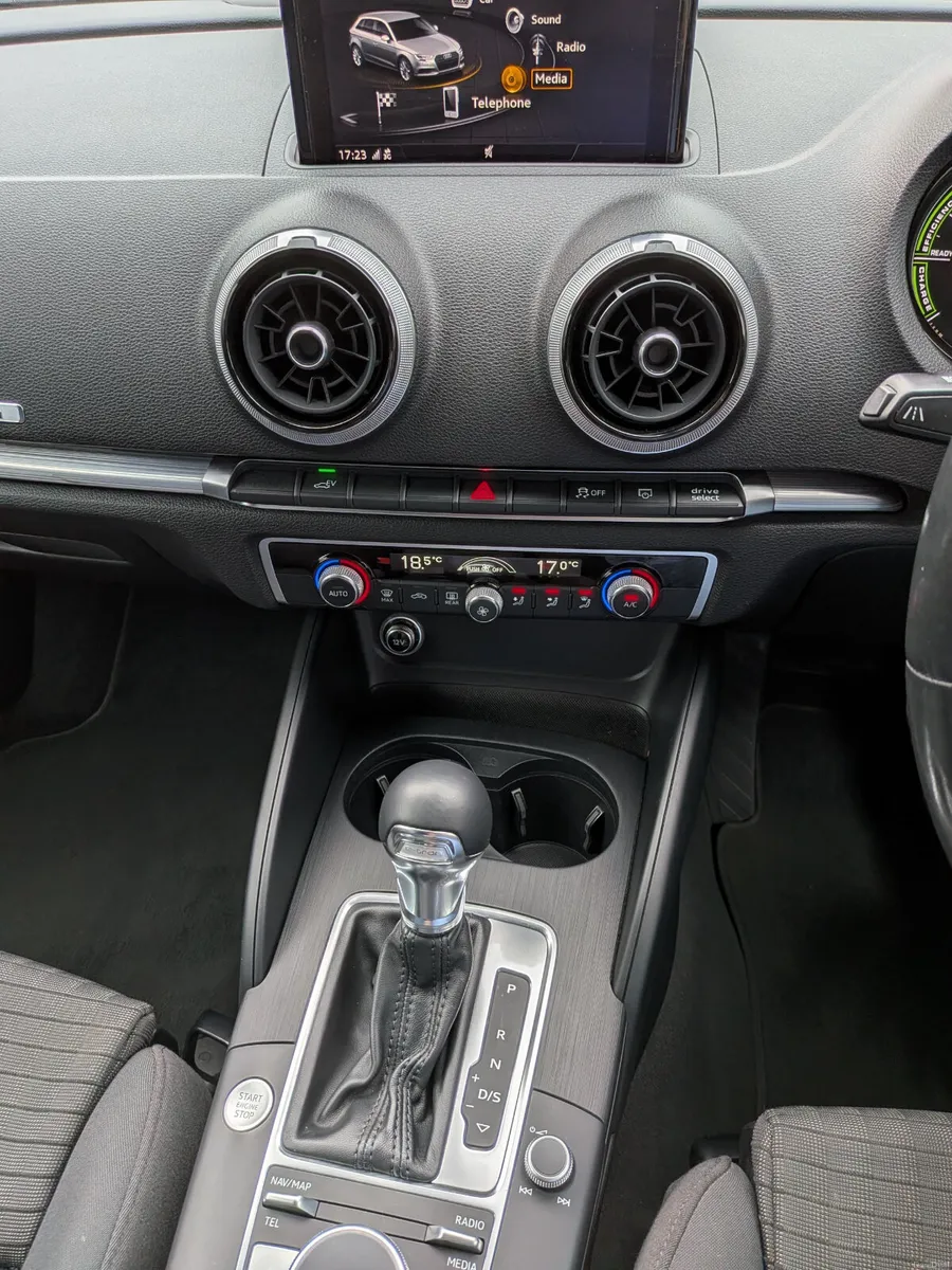 2018 Audi A3 e-tron | Hybrid | Automatic - Image 5
