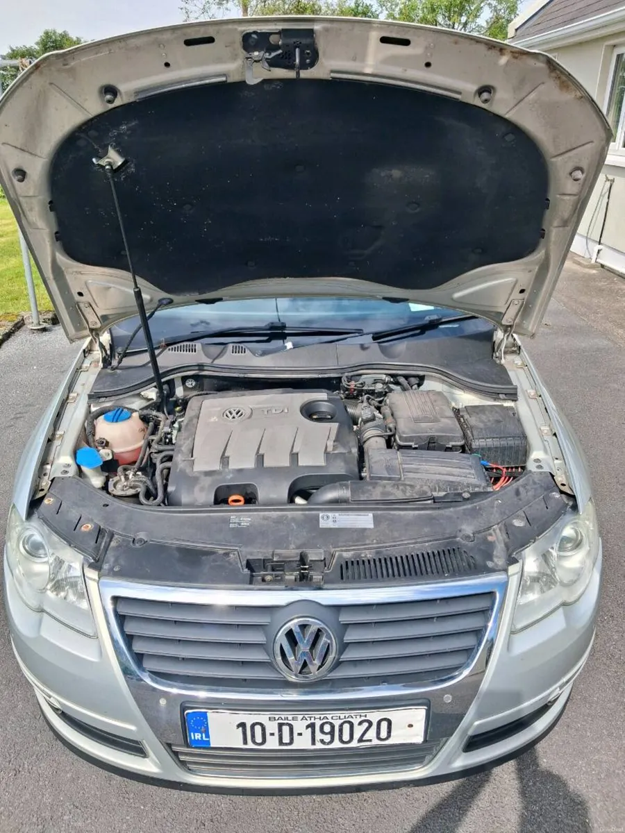 VW PASSAT 1.6 DIESEL - Image 4