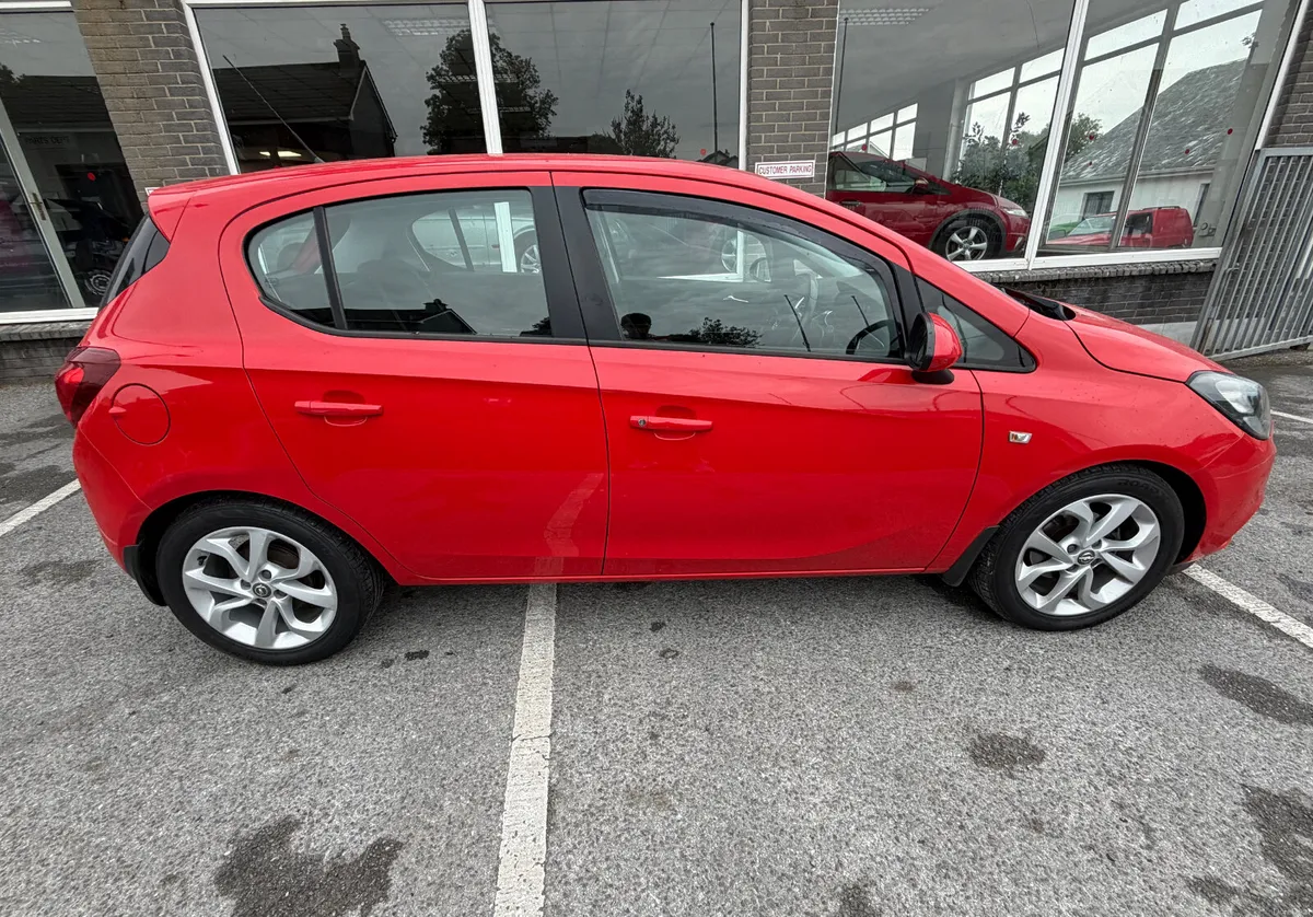 Opel Corsa Excite 1.4 - Image 2