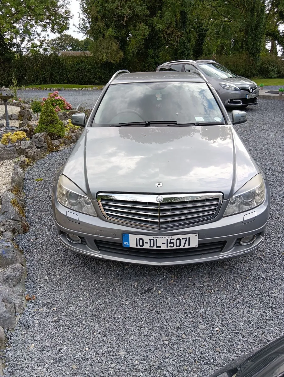 Mercedes-Benz C-Class 2010 - Image 5