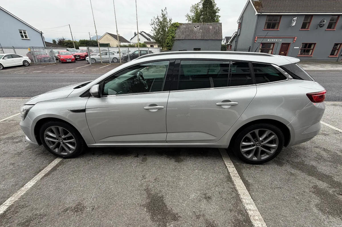 Renault Megane 1.5 DCI GT LINE - Image 4