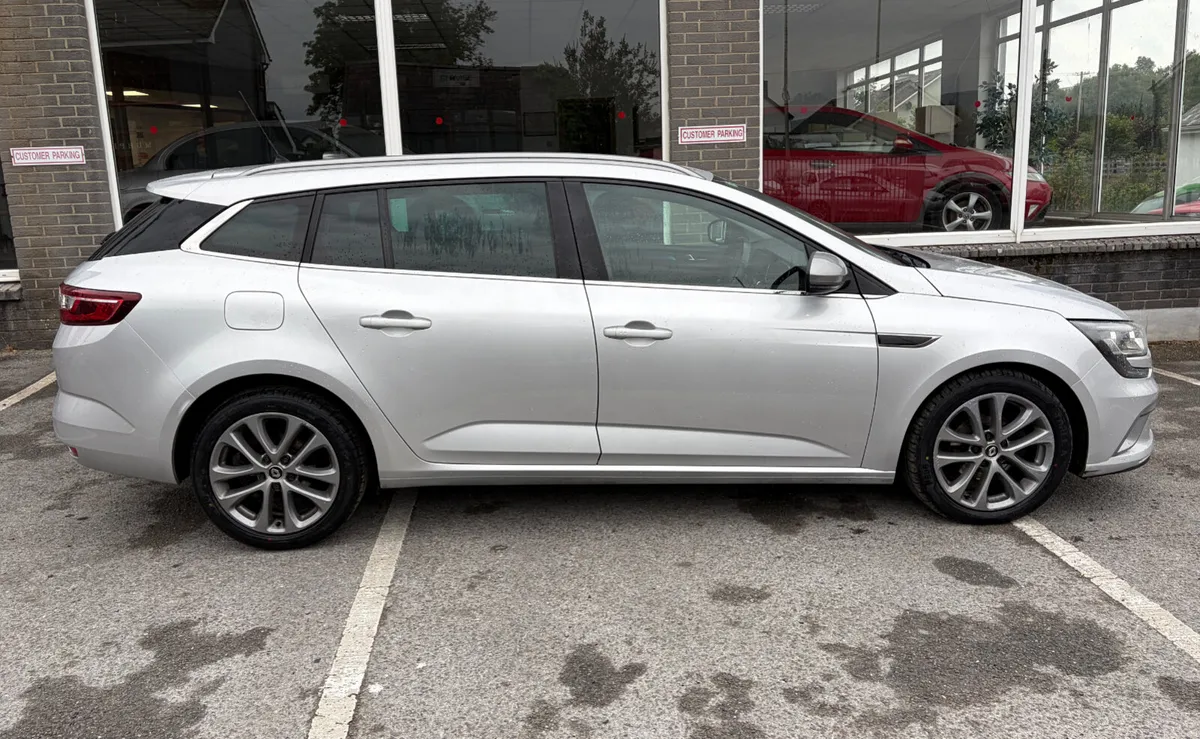 Renault Megane 1.5 DCI GT LINE - Image 2