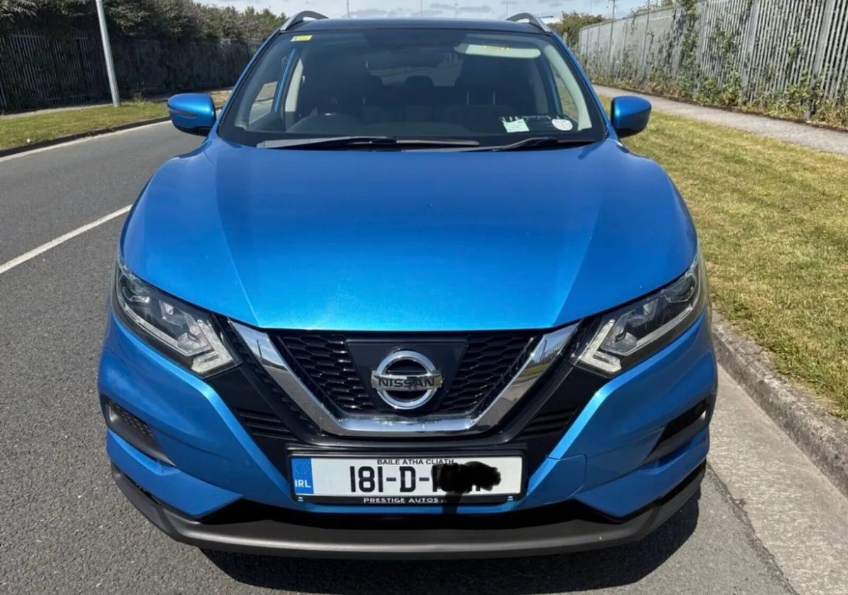 Nissan Qashqai 1.2 petrol automatic- Panoramic Su - Image 1