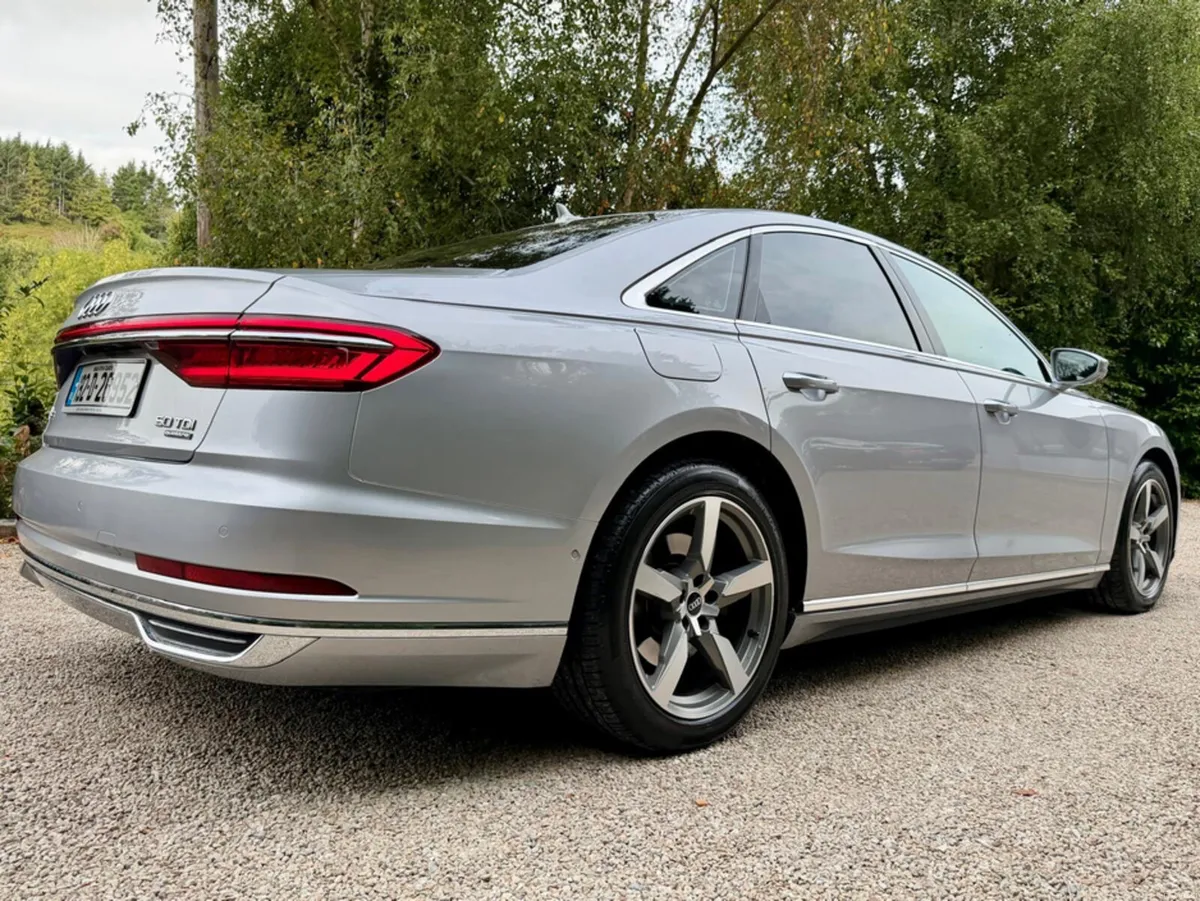 Audi A8 3.0 TDI 50 QUATTRO 286PS *AA Approved…BANG - Image 5