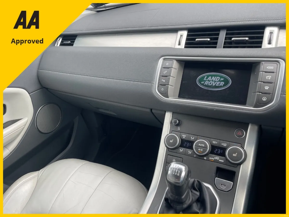 Land Rover Range Rover Evoque 2.0 ED4 SE TECH 2WD - Image 5