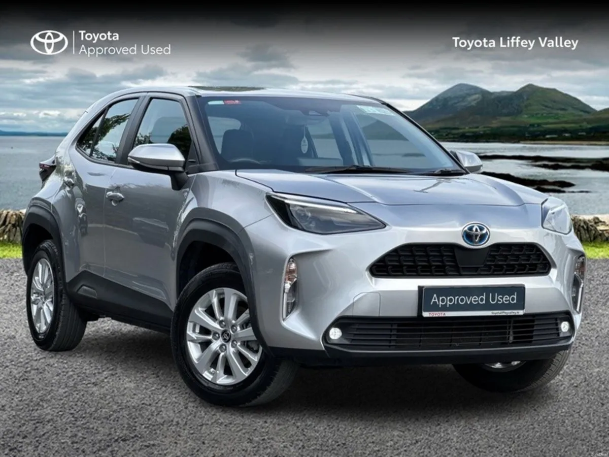 Toyota Yaris Cross YARIS CROSS LUNA - Image 1