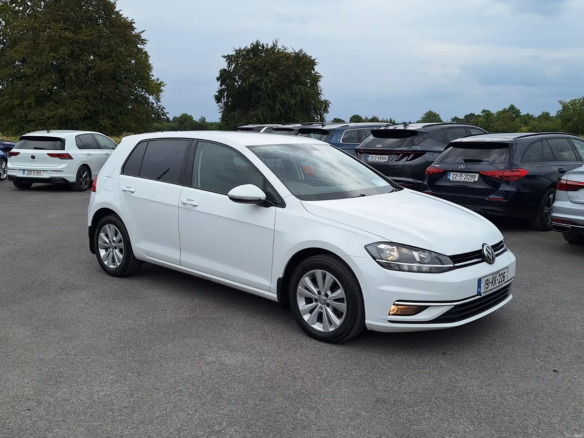 Volkswagen Golf 1.6 Tdi *High Spec/Low Kilometres - Image 1