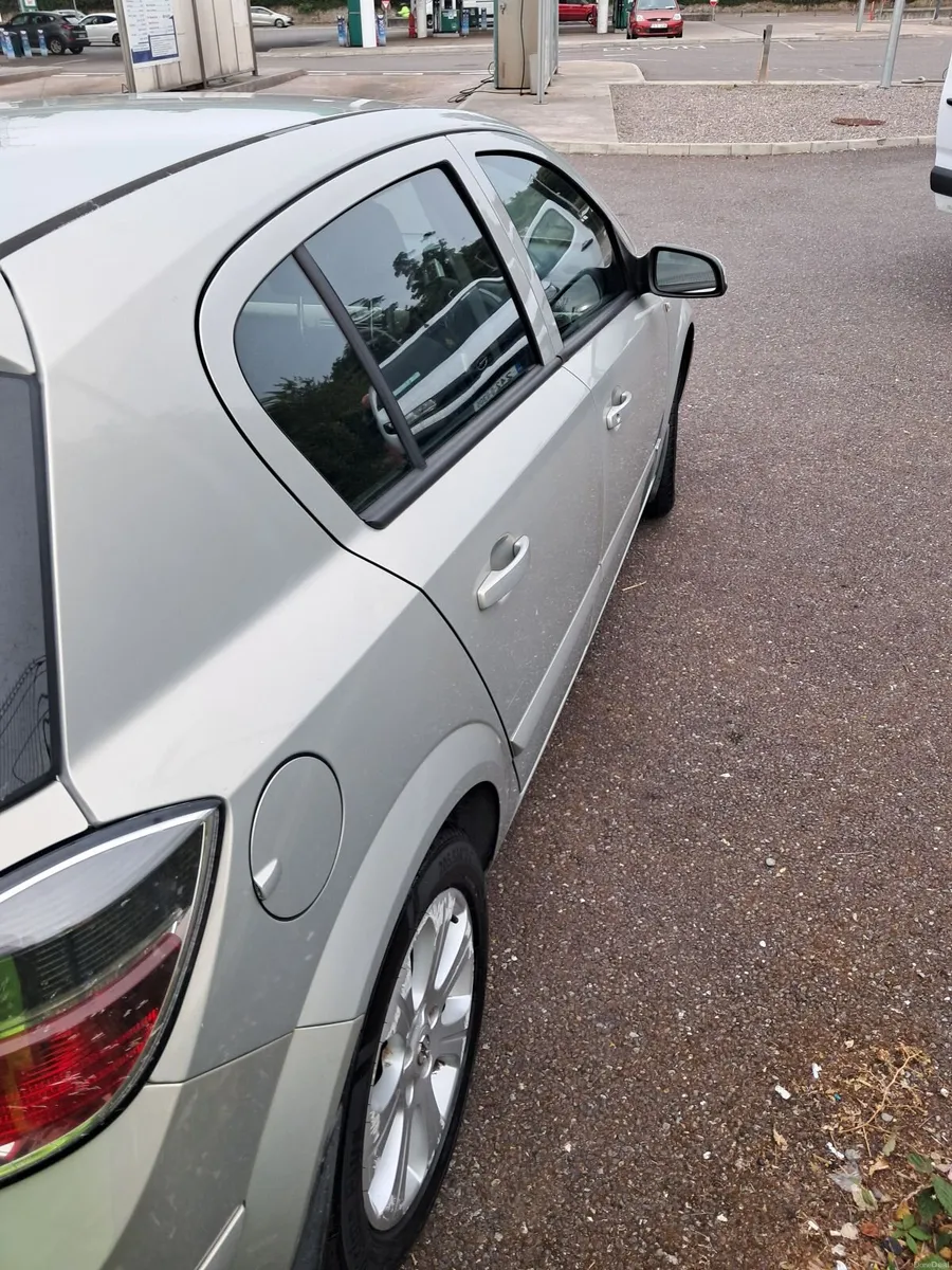 Opel Astra 2008 - Image 6