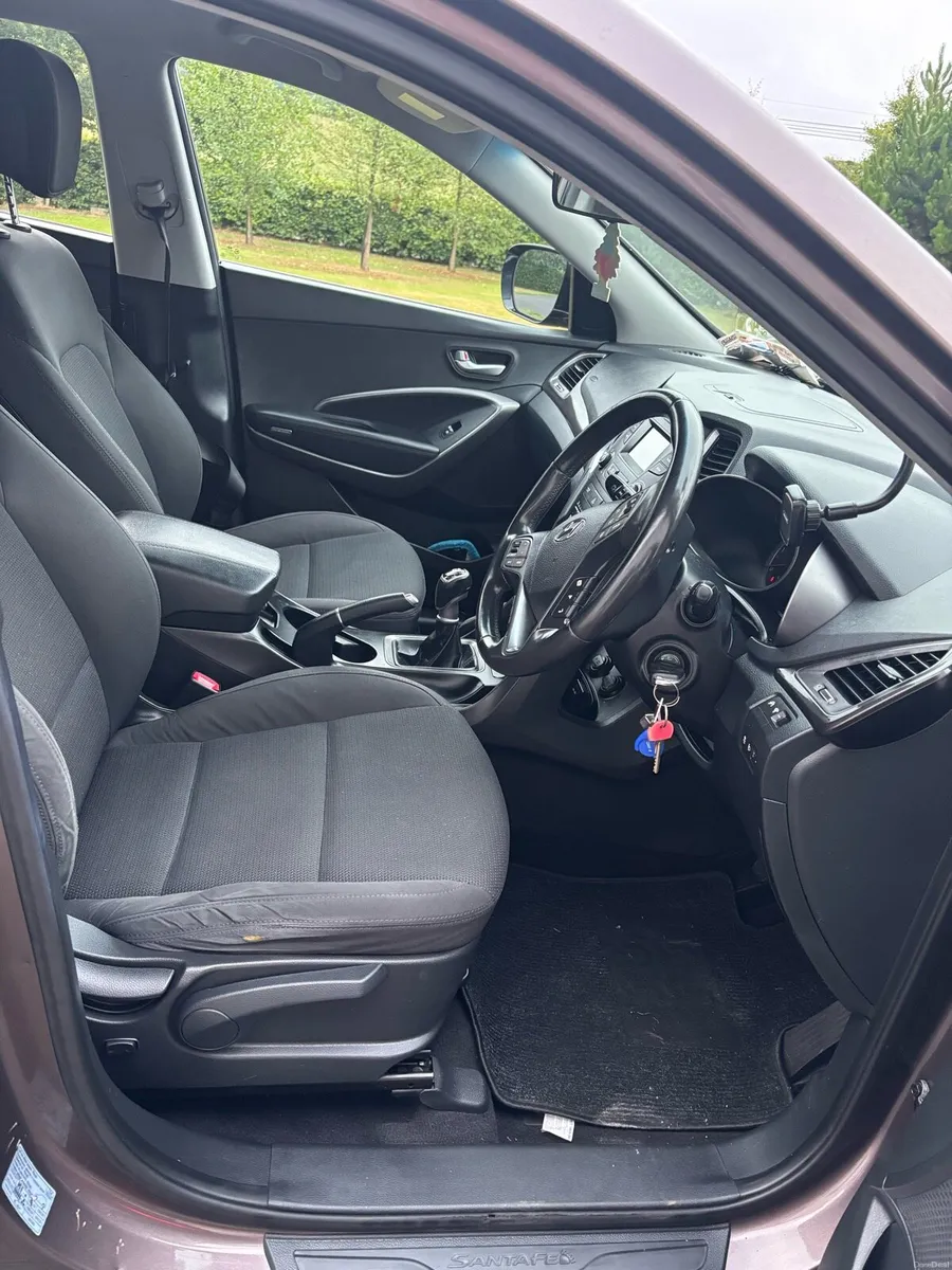 Hyundai Santa Fe - Image 6