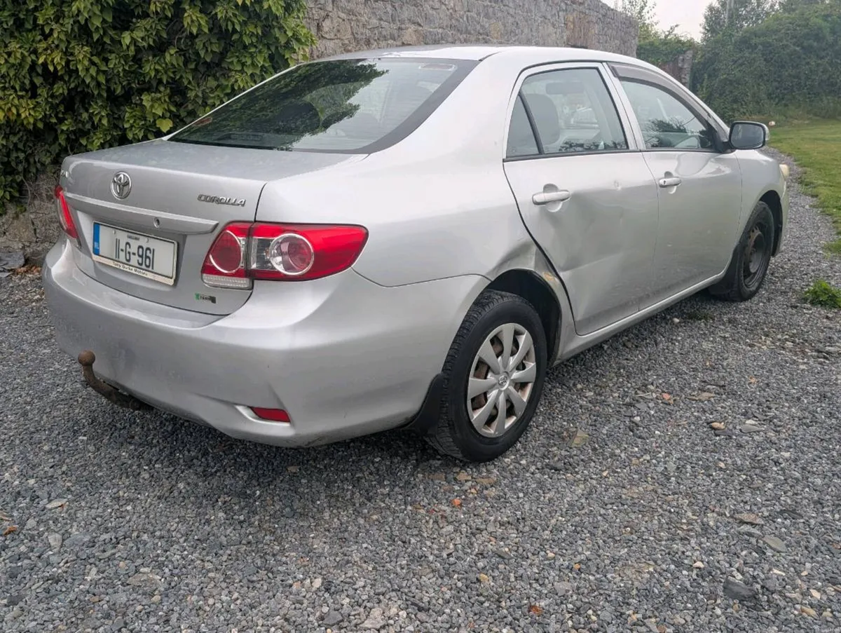 2011 Toyota Corolla 1.4 D4D Damage - Image 3