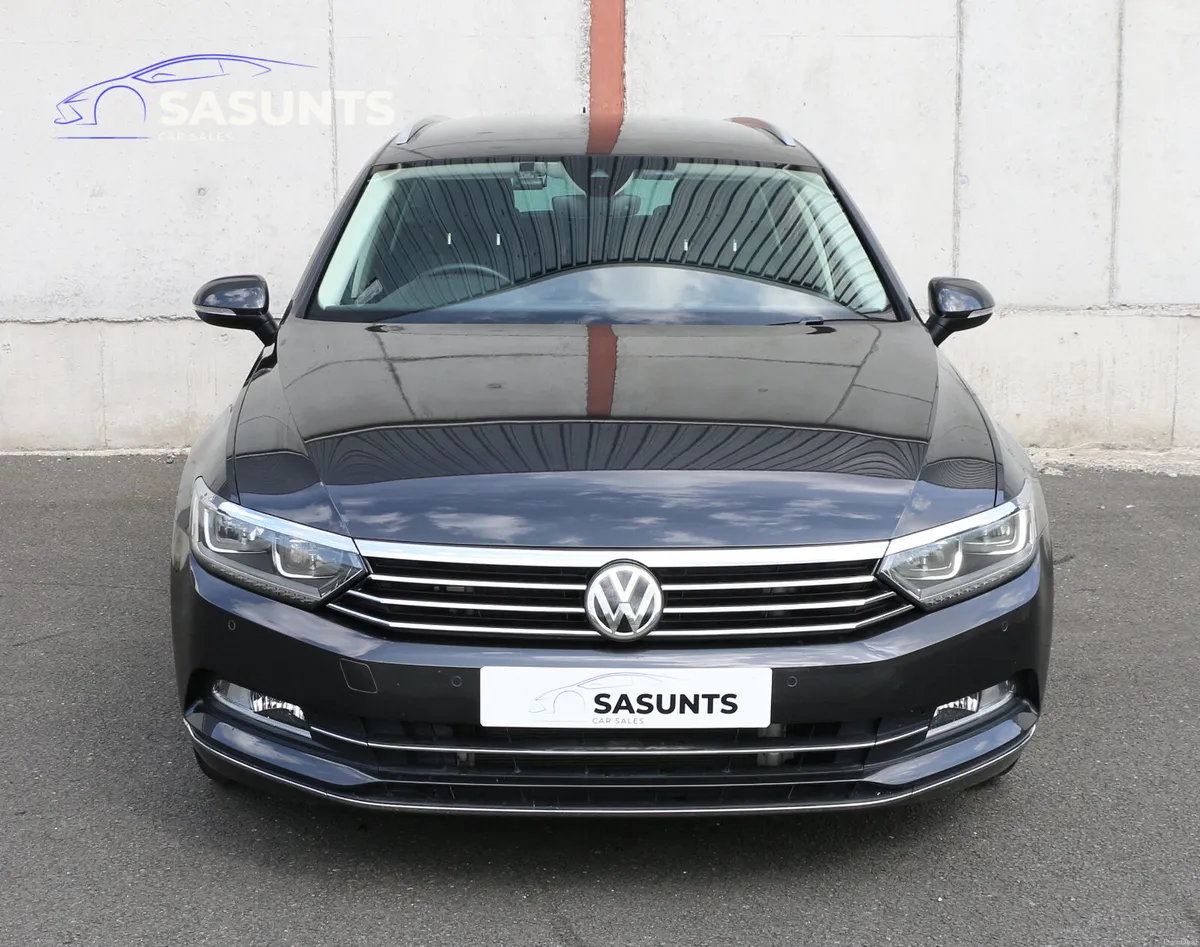 VOLKSWAGEN PASSAT HIGHLINE - Image 3
