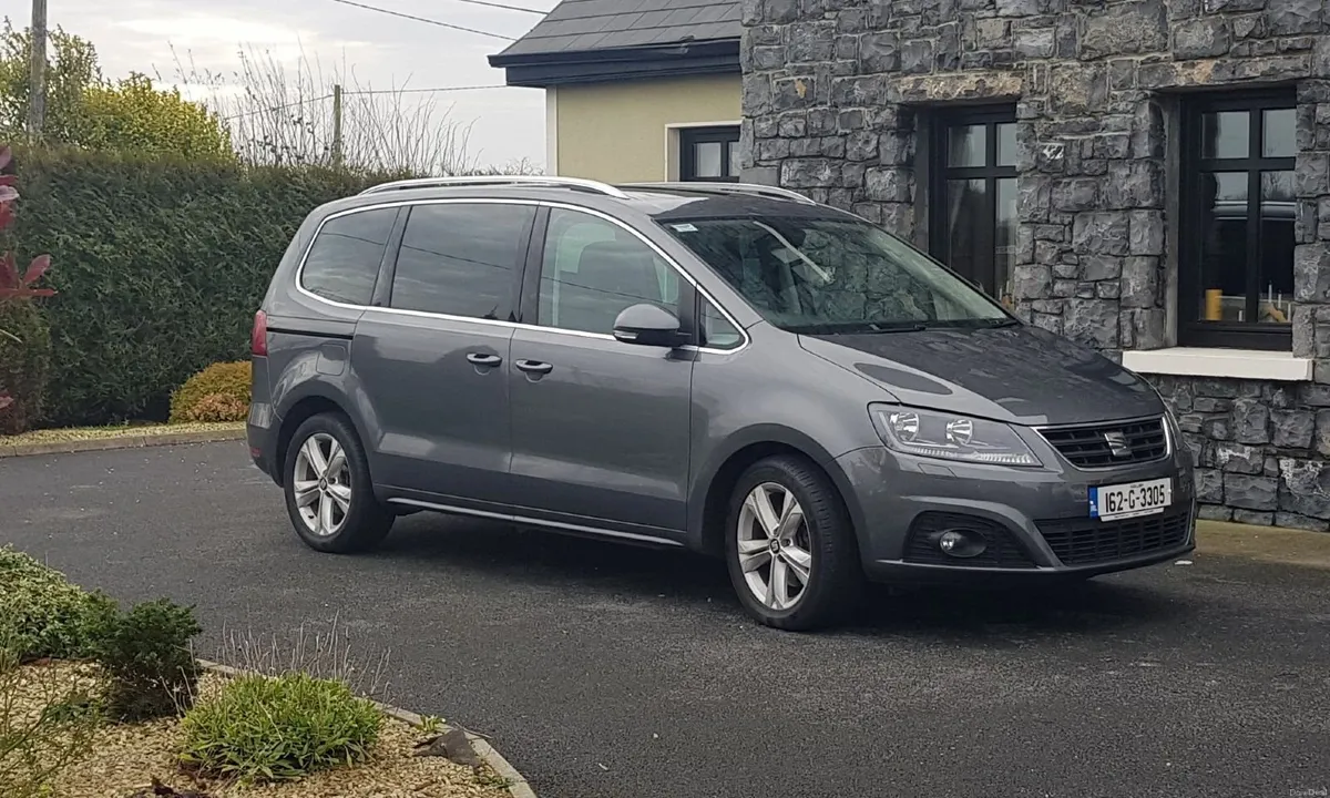 SEAT Alhambra 2016. 7-seater Premium SEAT Alhambra - Image 1
