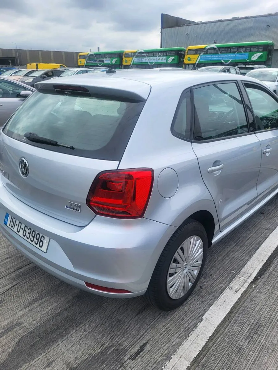 Volkswagen Polo Auto  2015 - Image 3