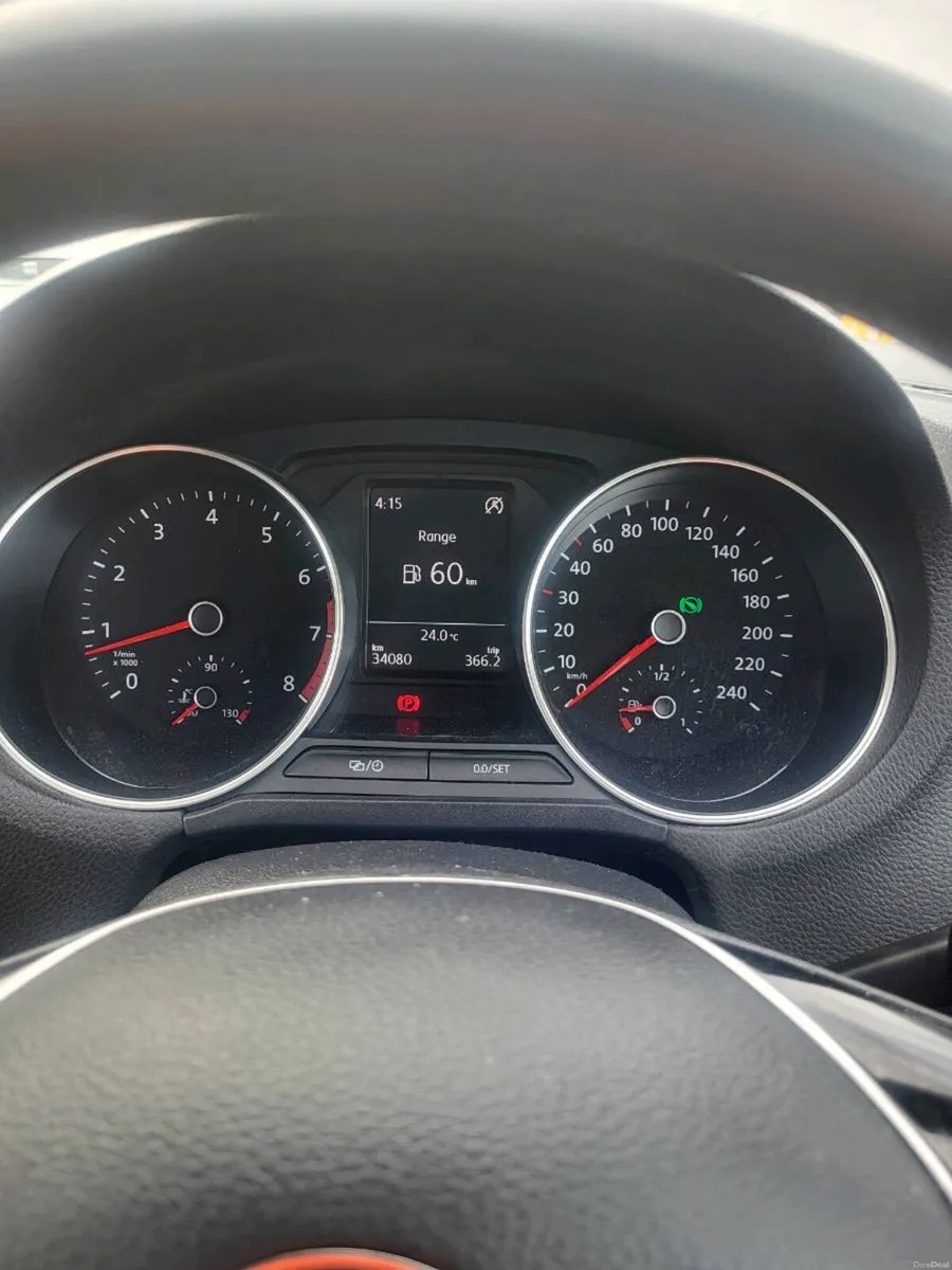 Volkswagen Polo Auto  2015 - Image 6