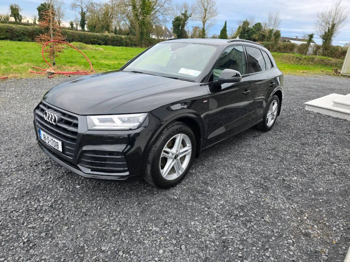 Audi Q5 2.0TDI Black Edition S-Line - Image 3