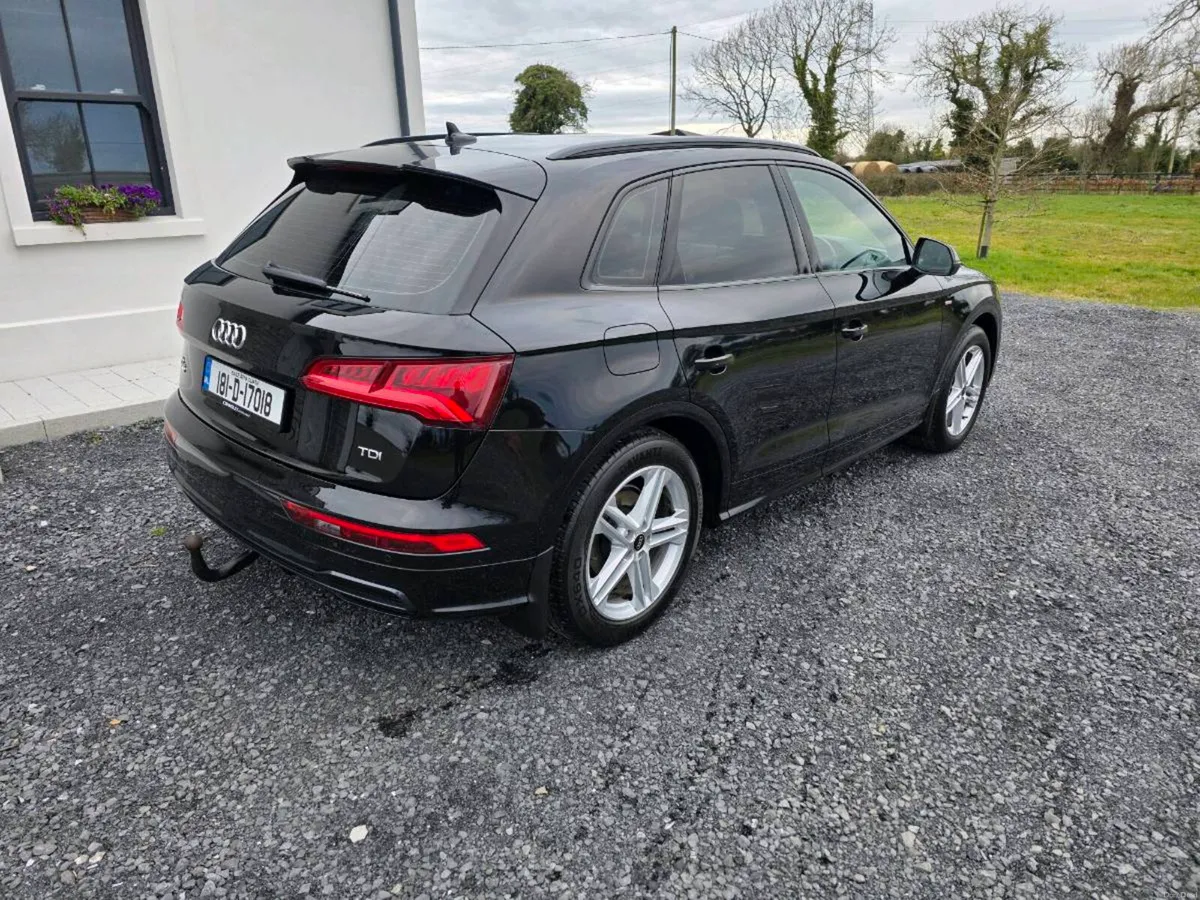 Audi Q5 2.0TDI Black Edition S-Line - Image 6
