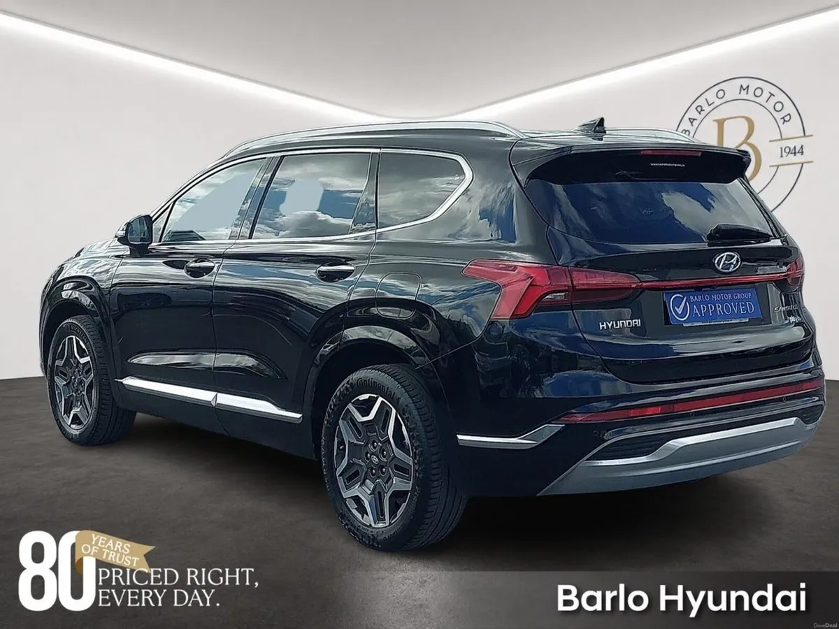 Hyundai Santa Fe 1.6 PHEV 4WD Executive Plus Auto - Image 6