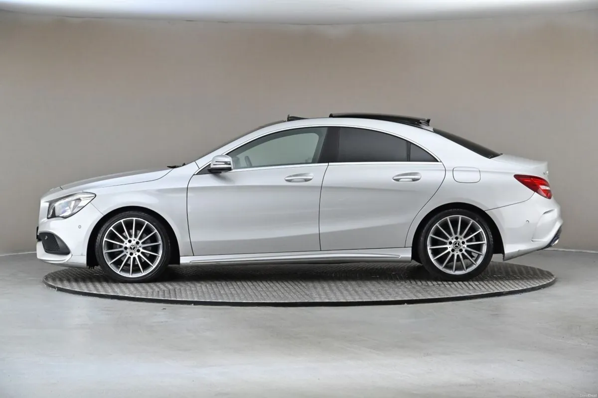 Mercedes-Benz CLA CLA 180 AMG 4DR COUPE **LEATHER* - Image 5