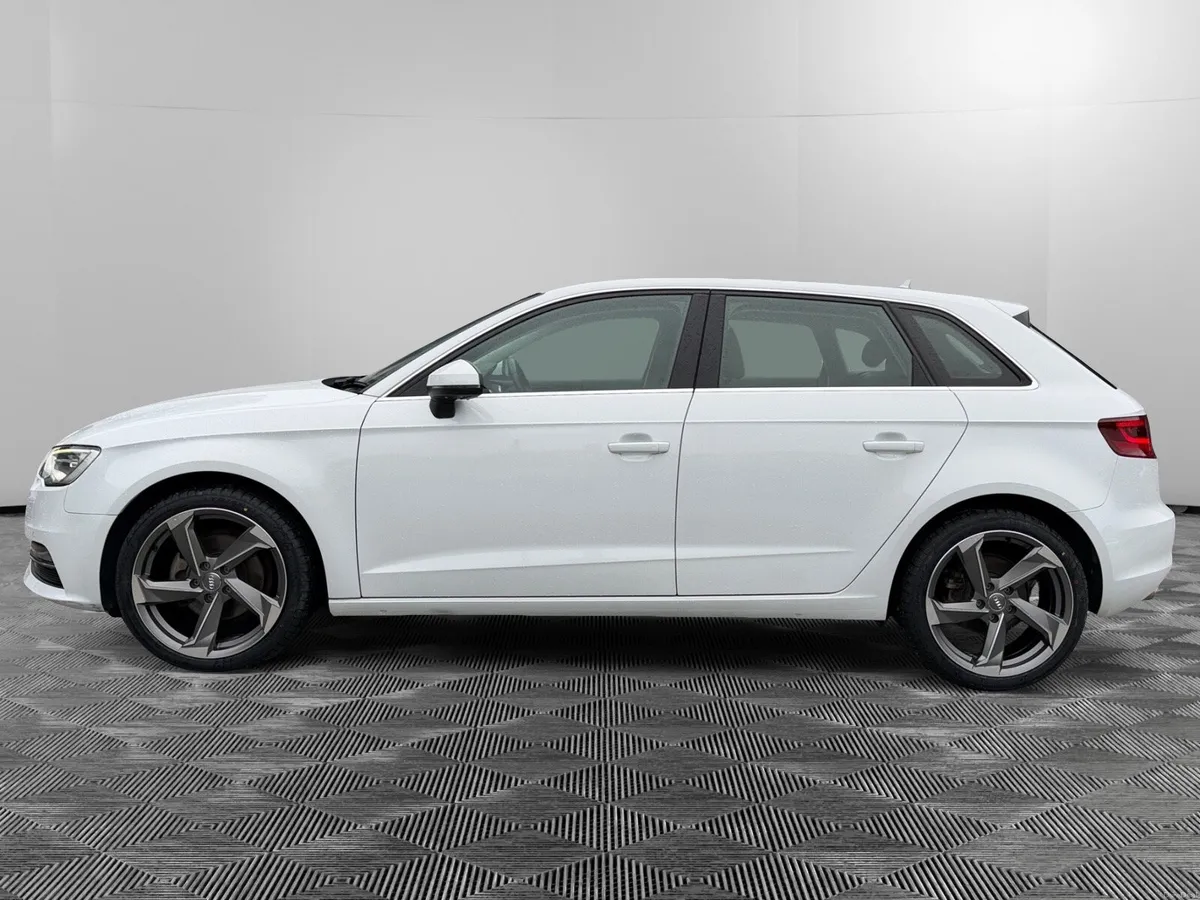 AUDI A3 S-TRONIC LEATHER *LOW KM* - Image 2