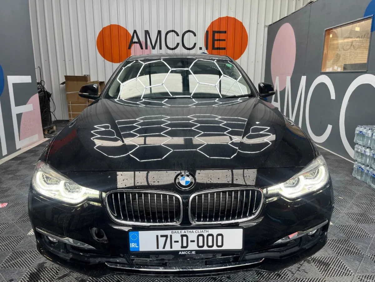 BMW 3-Series 2017 BMW 3 320D SPORT 2.0 AUTOMATIC / - Image 2
