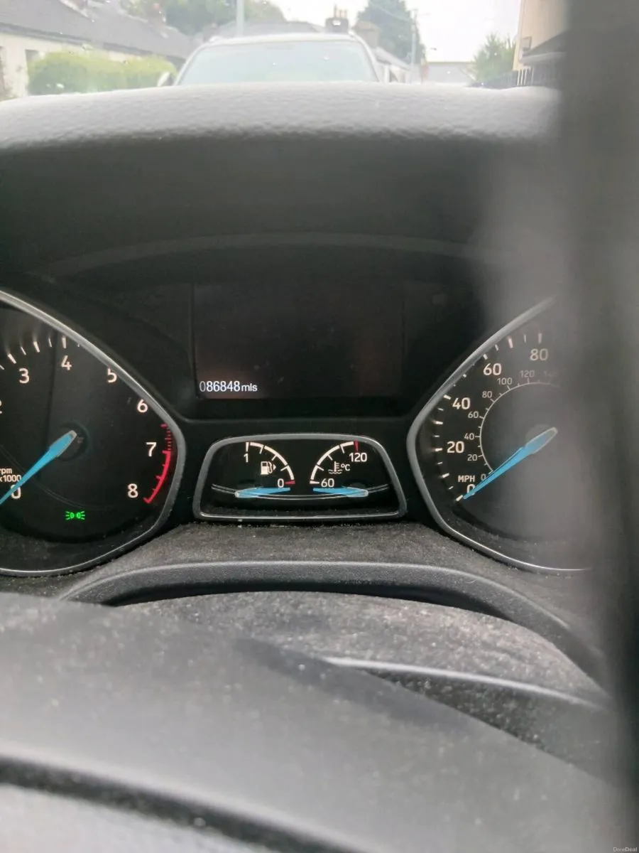 152 ford focus 1.0lite low milage NCT 2/27 Taxex - Image 5