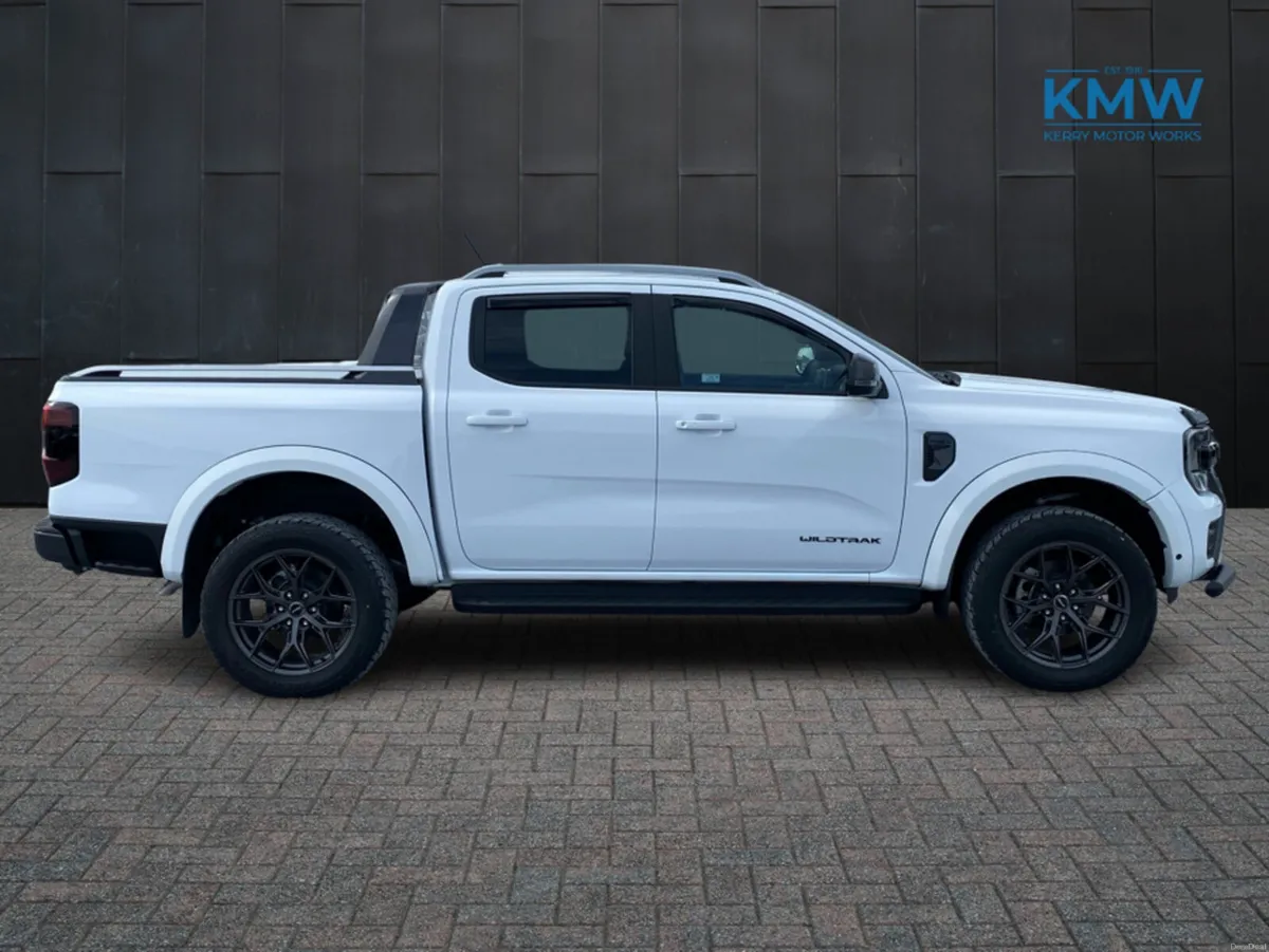 Ford Ranger 2.3 Wildrak PHEV..Black Edition - Image 4