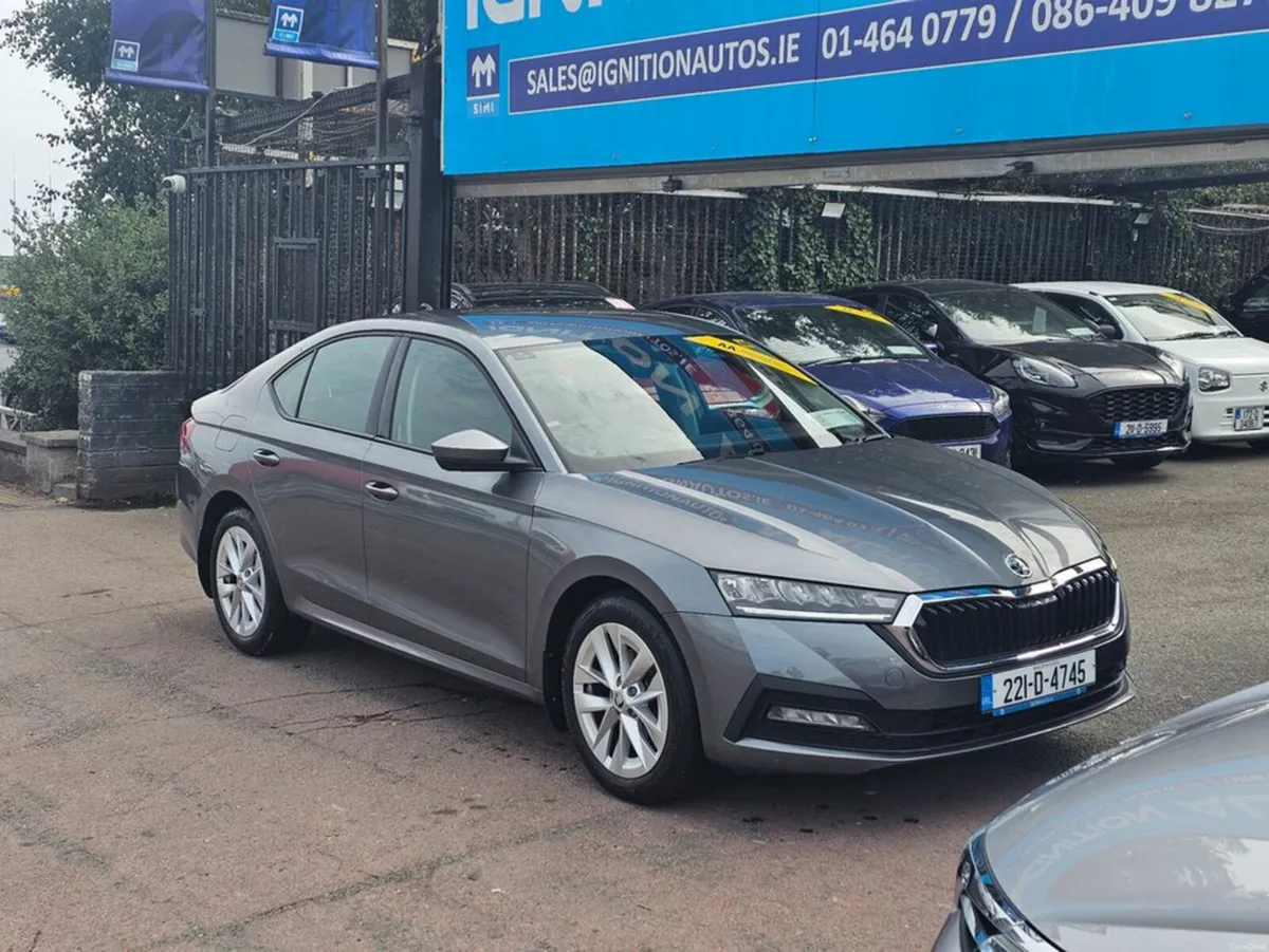 Skoda Octavia 1.0 TSI, AMBITION MODEL, LOW MILEAGE - Image 2