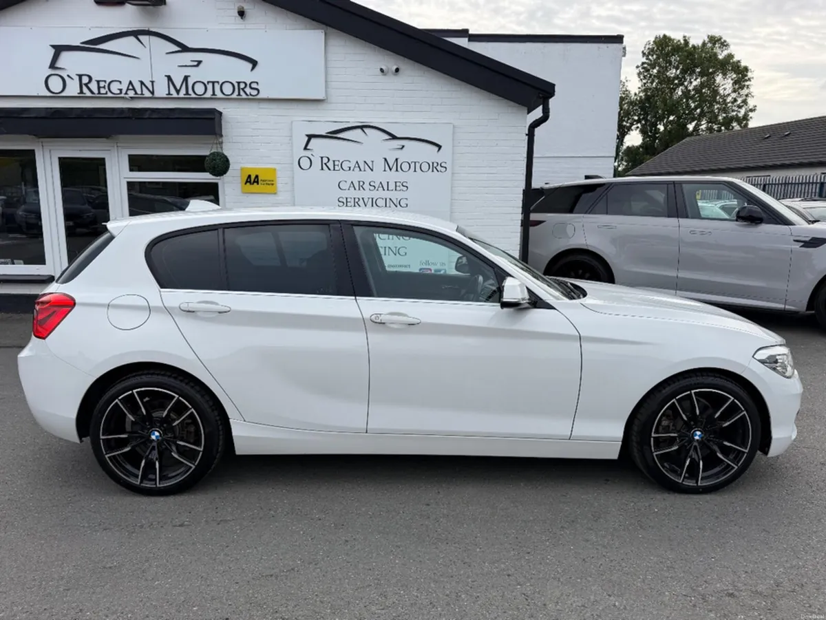 BMW 1-Series 118i 190/400 CELEBRATION EDITION AUTO - Image 2