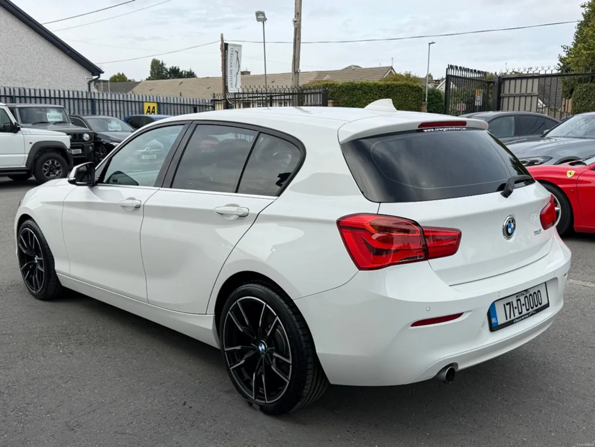 BMW 1-Series 118i 190/400 CELEBRATION EDITION AUTO - Image 6