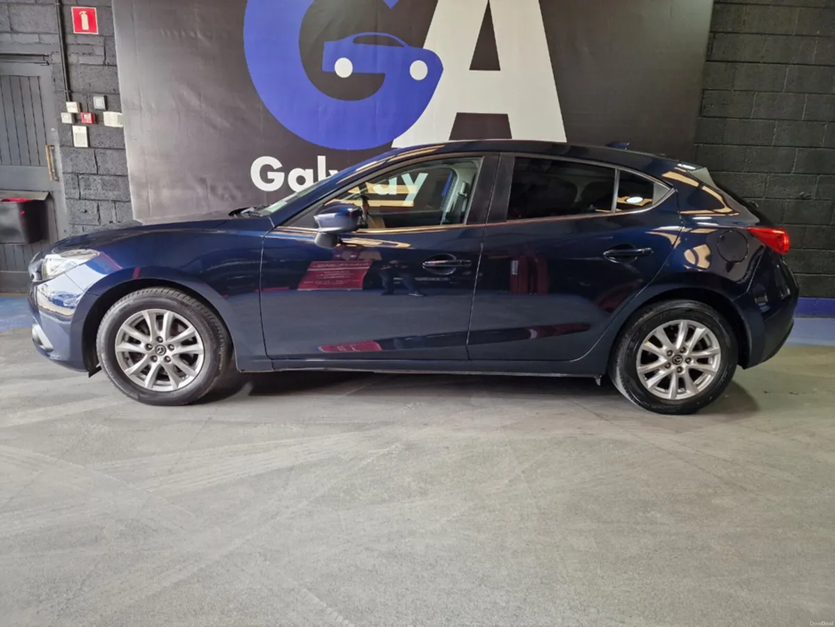 Mazda Mazda3 2.0 SE-L ** REAR SENSORS, CRUSIE CONT - Image 6