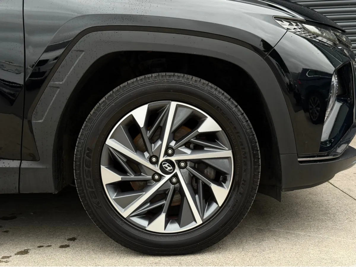 Hyundai Tucson EXECUTIVE PLUS 5DR - Image 6