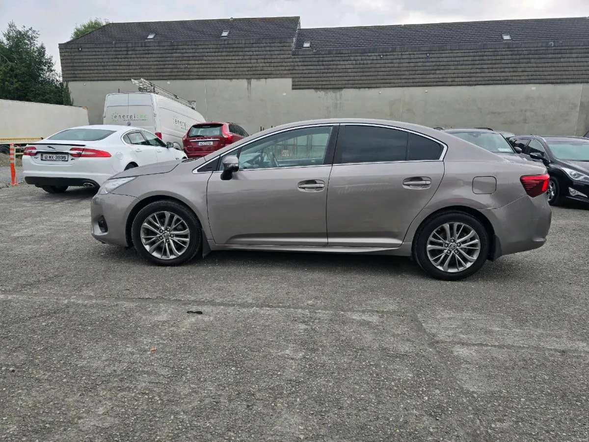 Toyota avensis luna - Image 5