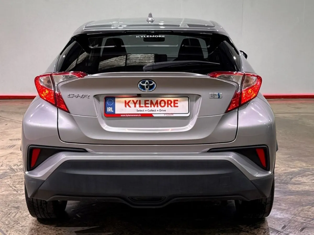 Toyota C-HR 1.8 HYBRID AUTOMATIC SUV - FACELIFT MO - Image 4