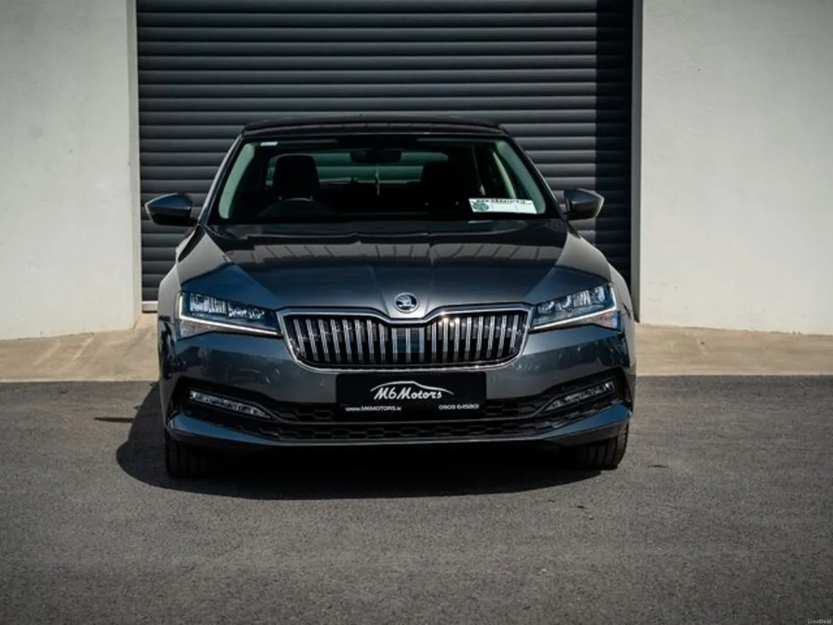 Skoda Superb AMBITION 2.0tdi 150HP DSG 5DR Auto - Image 2