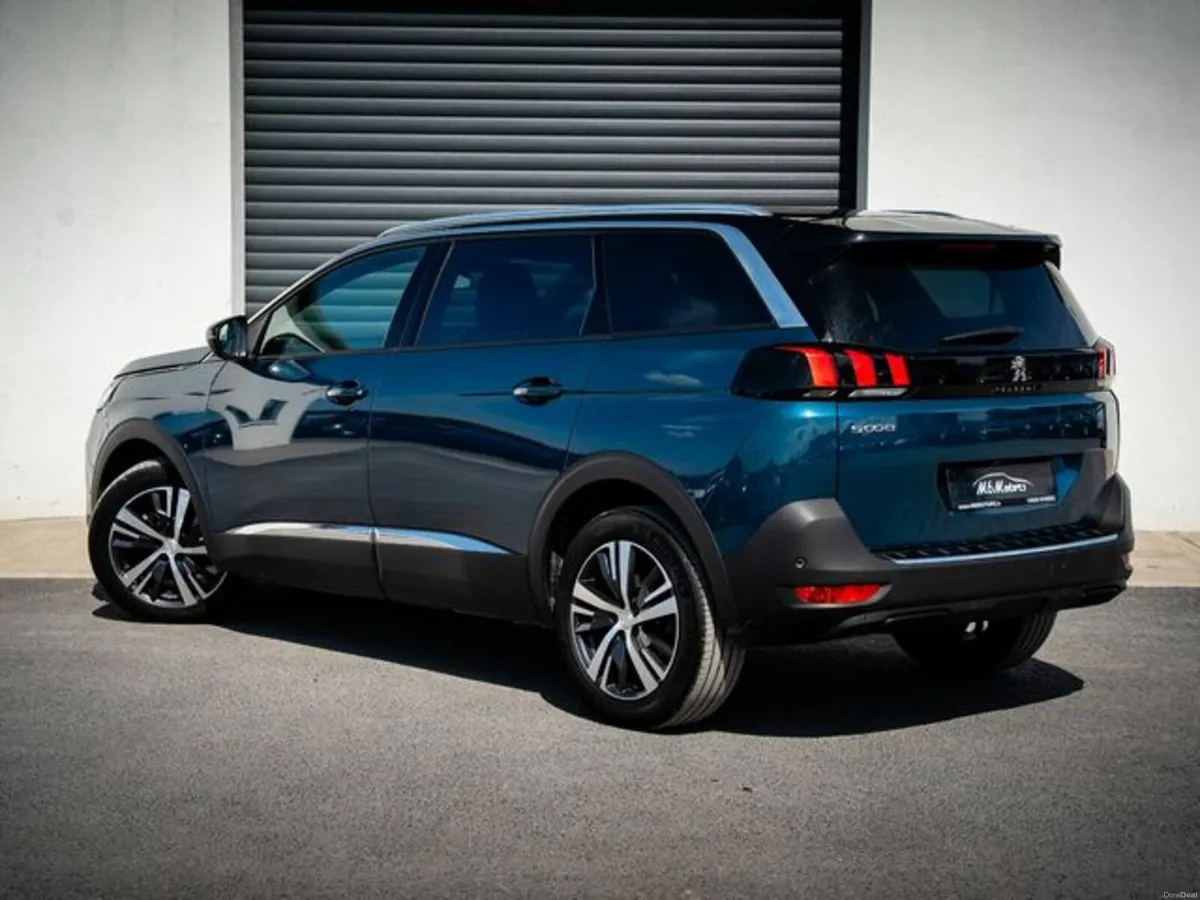Peugeot 5008 FL Allure 1.5 Blue HDI 130 AUT - Image 3