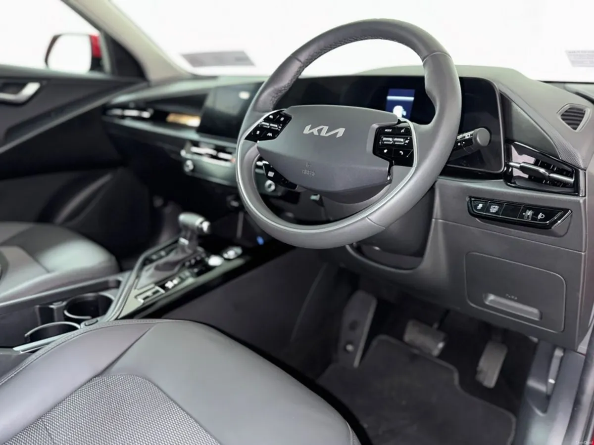 Kia Niro HEV K3 5DR Auto - Image 2