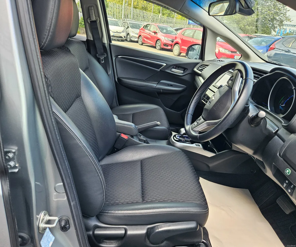 Honda Fit 2016 Petrol Hybrid Automatic - Image 4
