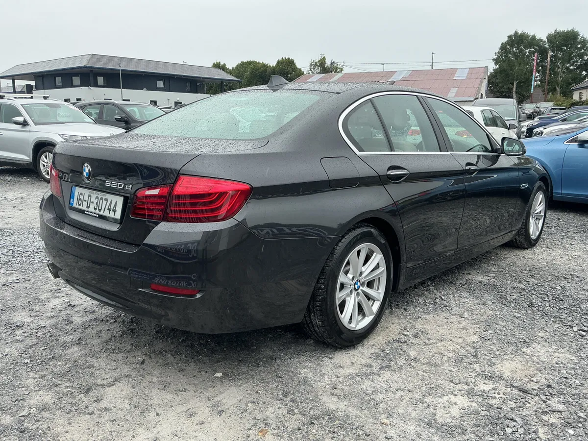 2016 BMW 520d SE AUTOMATIC LEATHER SPOTLESS - Image 5