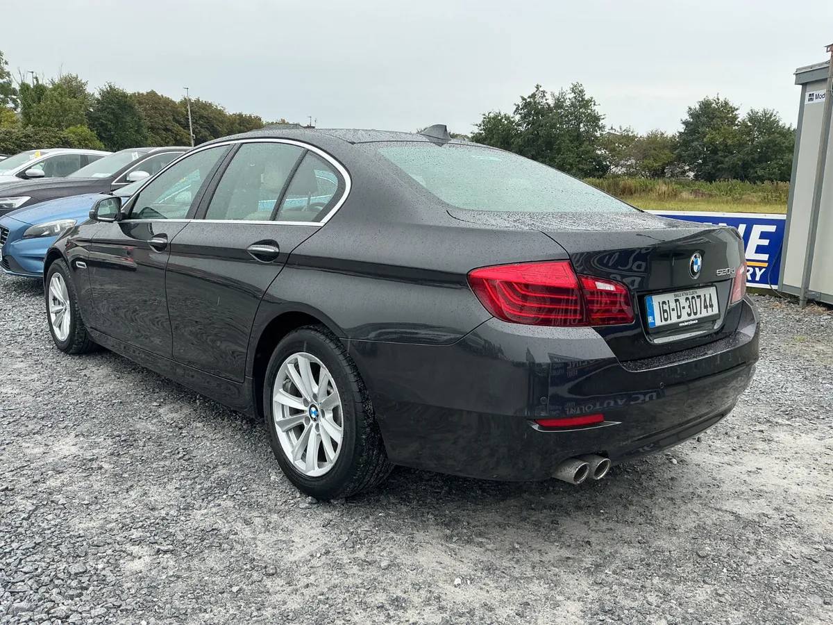 2016 BMW 520d SE AUTOMATIC LEATHER SPOTLESS - Image 6