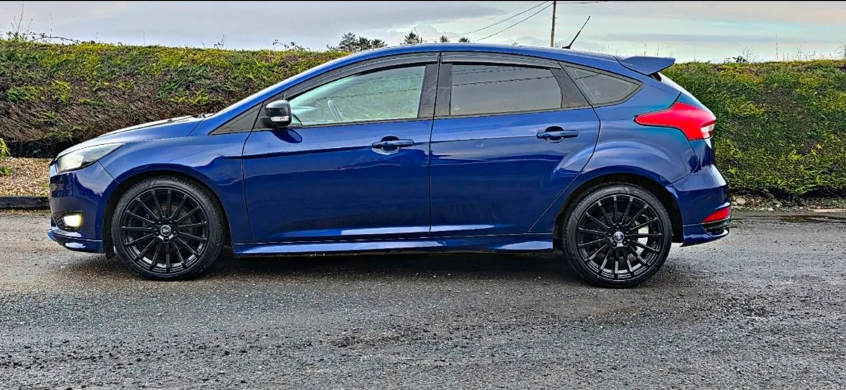 Ford Focus St Line 2016 - Image 3