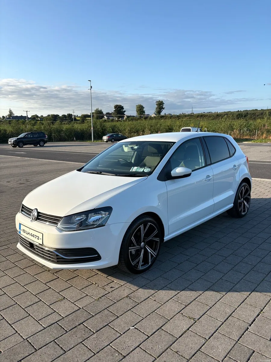 Volkswagen Polo 2015 1.2 Petrol Automatic White - Image 1