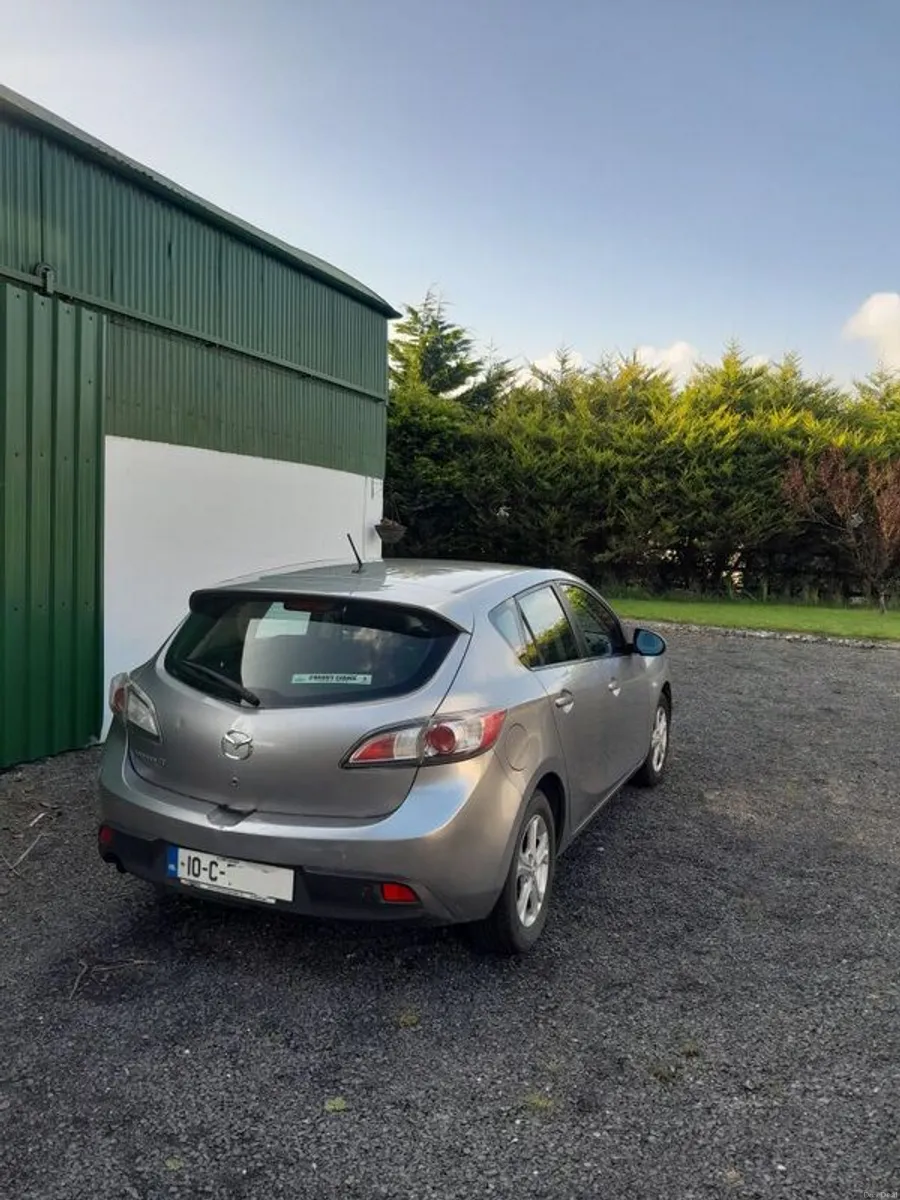 2010 Mazda3 - Image 3
